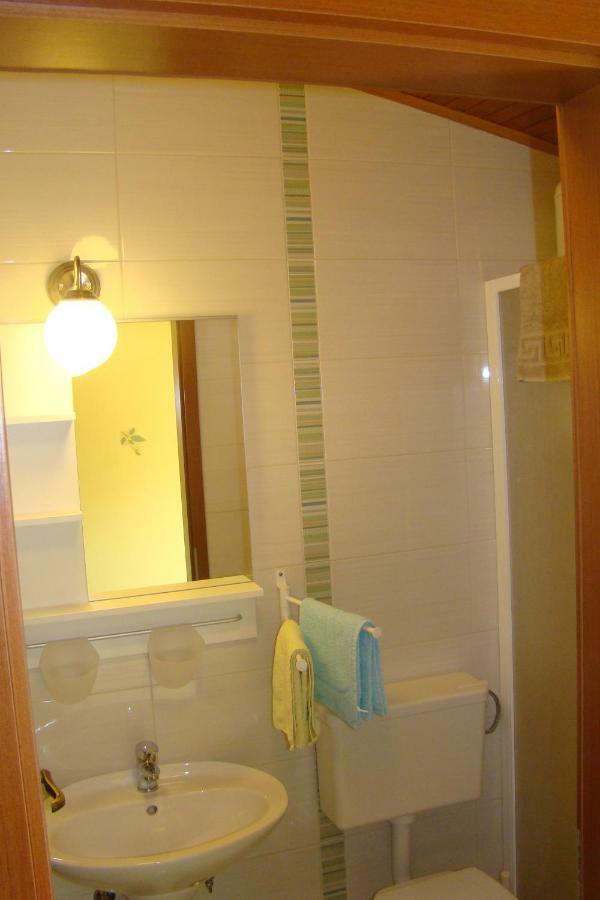 Apartments Renata - Brseč Dış mekan fotoğraf